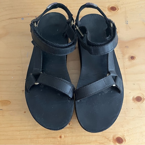 Teva leather universal flatform sandals - Picture 2 of 5